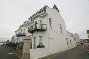 Spacious 2 Bedroom Duplex Apartment First Tower